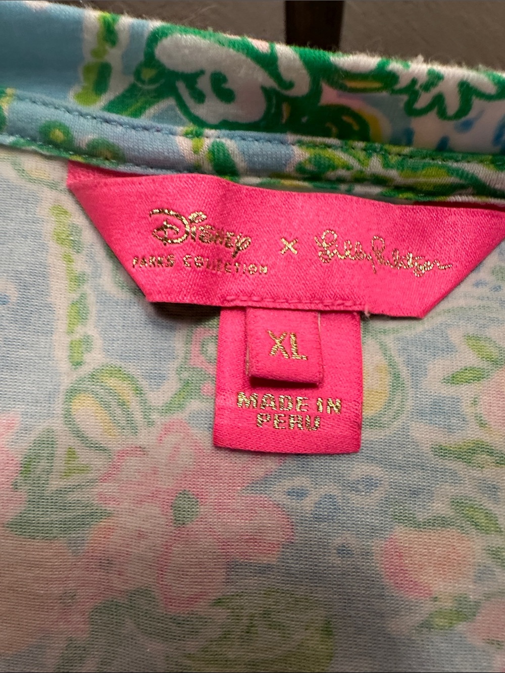 Lilly Pulitzer x Disney Finn top with matching pants Set - Picture 5 of 7